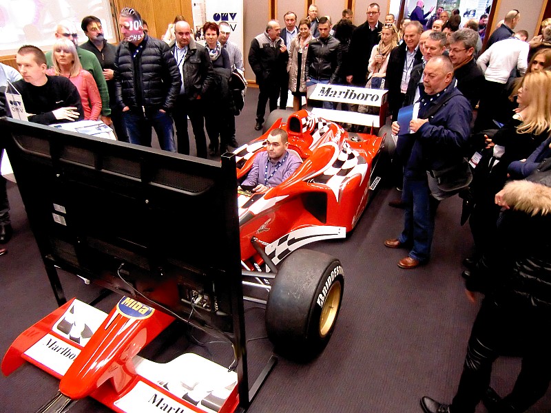 Simulator Formel 1 Gruppe Hausevent 