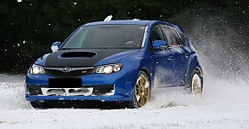 Drift Kurs Rallyeschule Subaru Schnee und Schotter Lehrgang