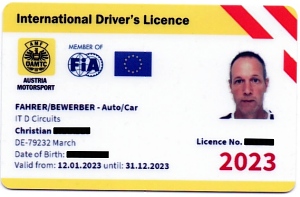 Rennlizenz 2023 FIA International D Foto