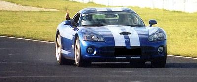 Dodge Viper Renntaxi Mitfahrt Zielgerade 400